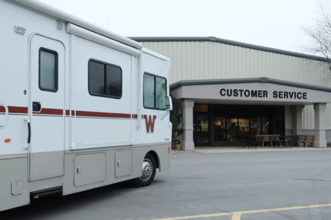 winnebago customer service