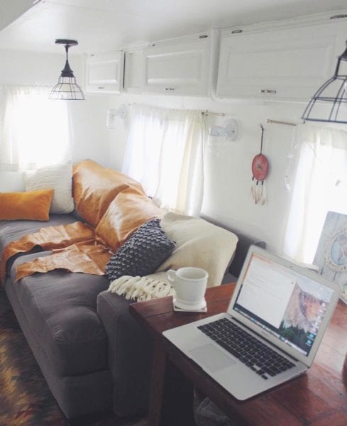 14 Creative RV Office and Workspace Ideas